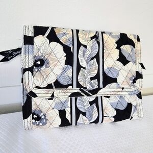 Vera Bradley Trifold Camellia Quilted Cosmetic Makeup Brush Bag Pouch